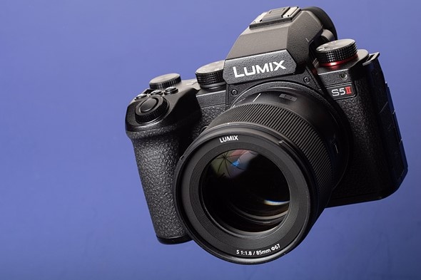 Kúpim telo Panasonic Lumix S5II do 1000€ v záruke