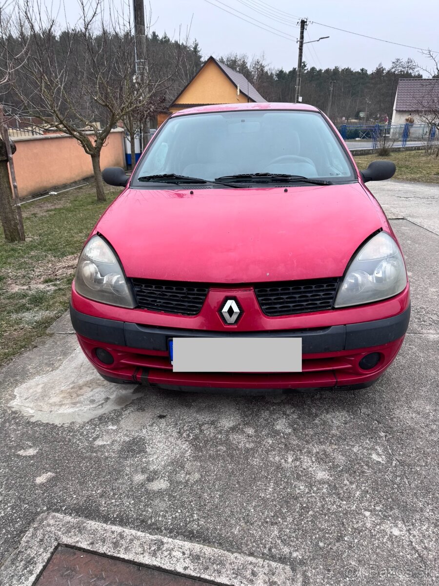 Renault Clio 1.2 43kw benzín R.v 2001 ČÍTAJ