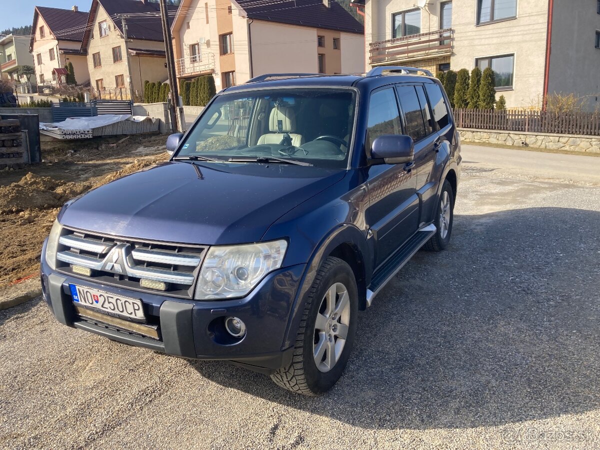 Mitsubushi Pajero 3.2