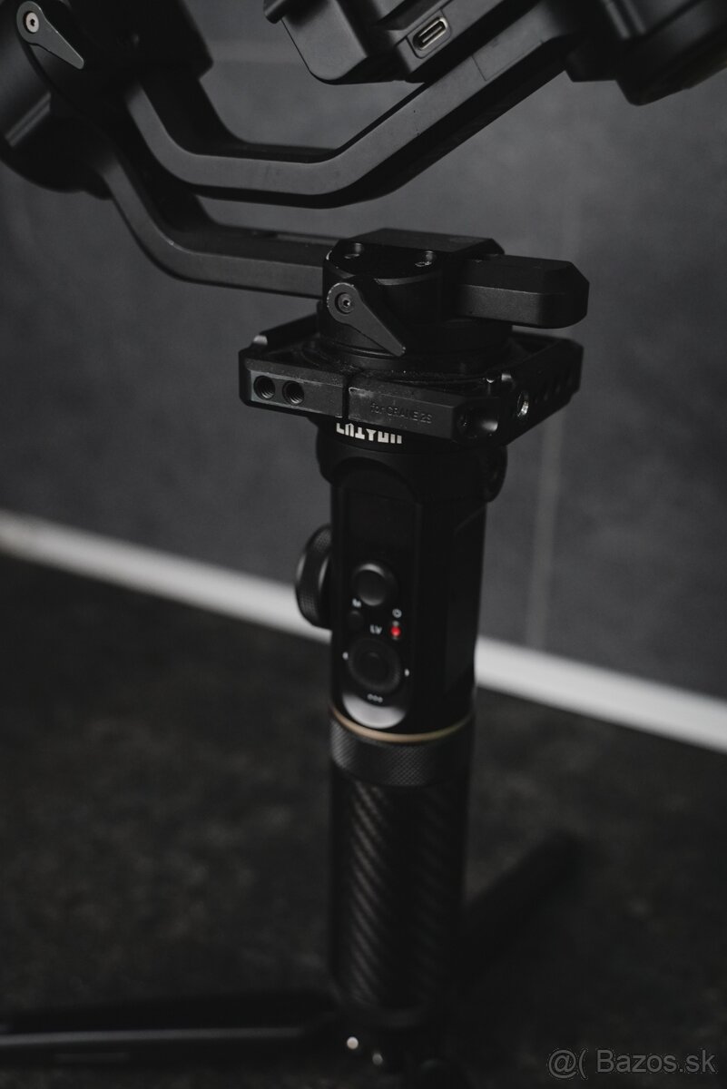 Zhiyun Crane 2S