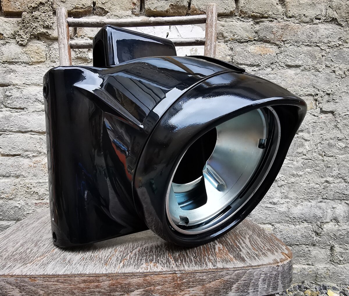 Harley Davidson Softail kryt na lampu