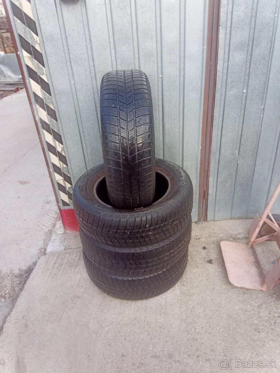 Predám 4ks zimné pneu.195/65R15 Barum dezen 5,5mm