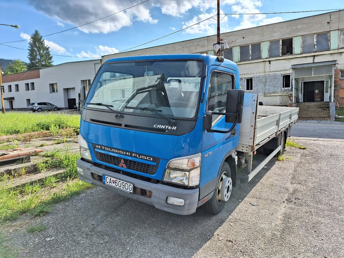 Mitsubishi Fuso Canter 7C15