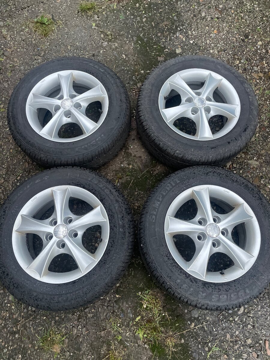 5x112 r15 elektróny VW + zimne pneu 195/65 r15 Semperit