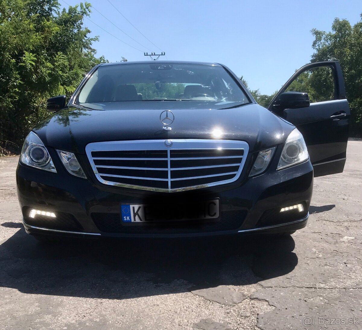 Mercedes Benz E220