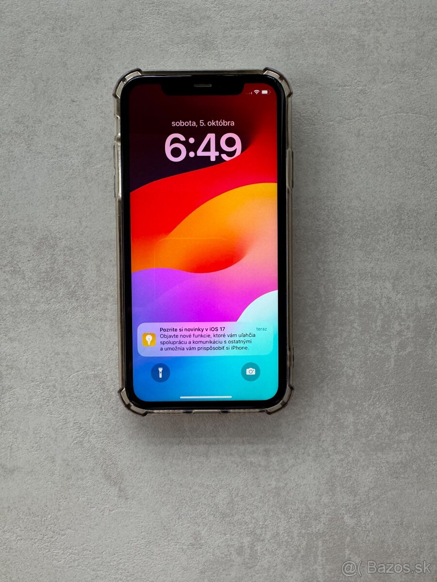 iPhone 11 64 GB biely