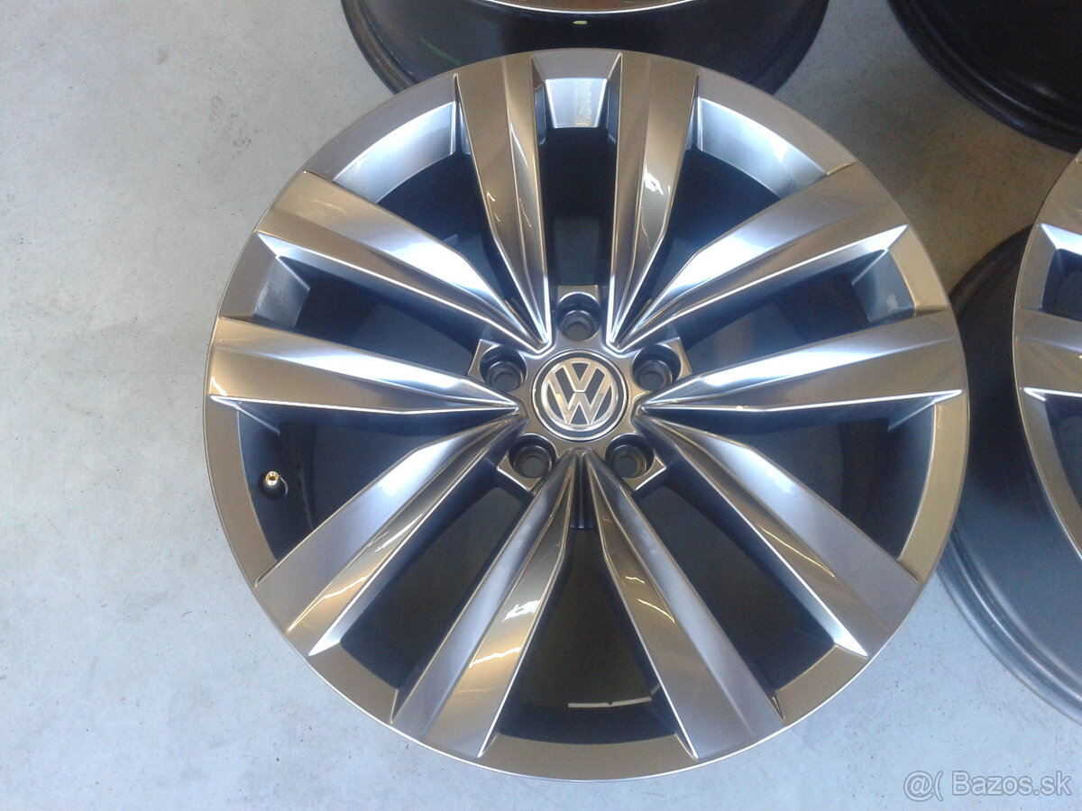 ALU disky 5x112 R18 8J ET40 ORIGINAL VOLKSWAGEN ARTEON