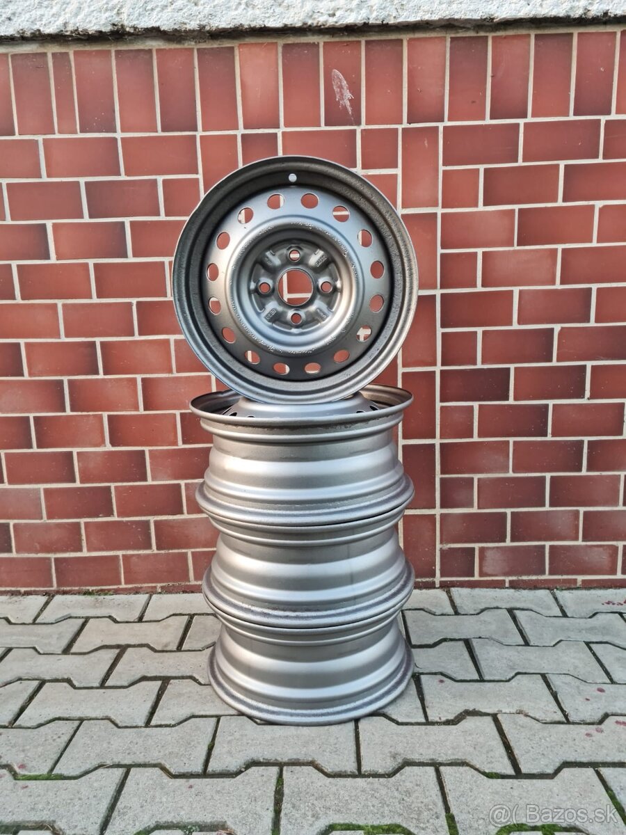 Plechove disky R14 4x100 5,5x14 ET45  Toyota Yaris