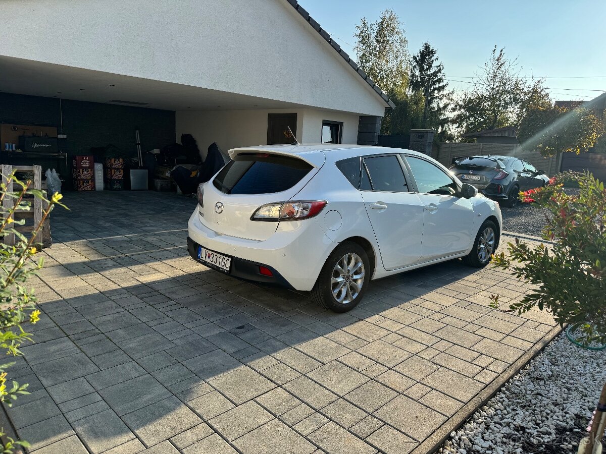 Mazda 3 2.0i Automat