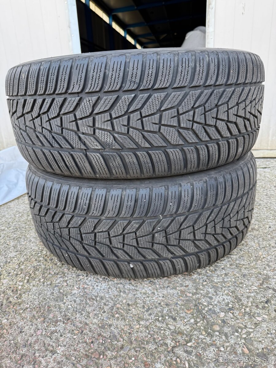 Predám zimné pneu Hankook winter Icept evo3 245/45 R19