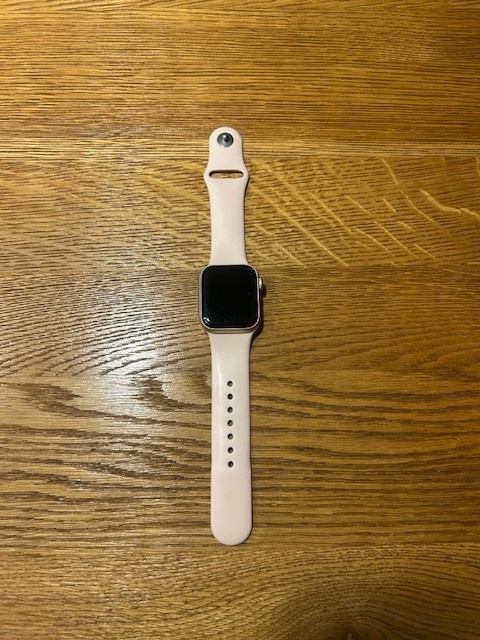 Apple Watch Series 5, 40 mm Gold Alu Pink Sand