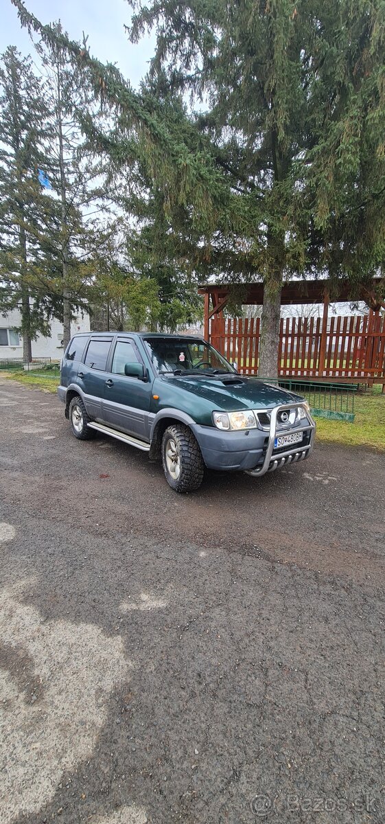 Nissan Terrano