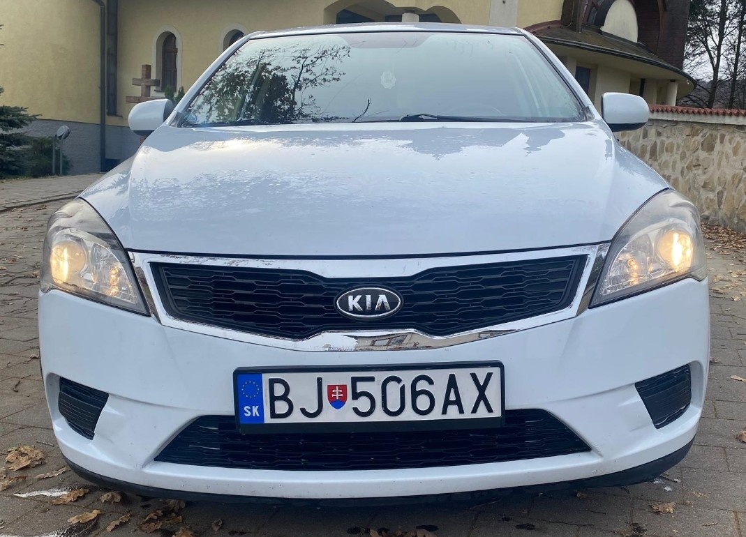 Predám Kia ceed 1.4