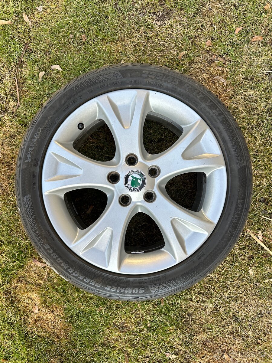 Škoda Pallas 5x112 R17