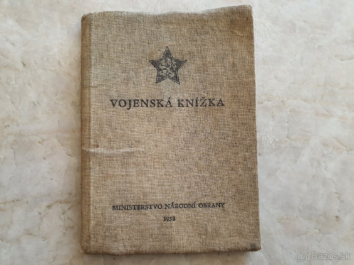 Vojenská knižka z roku 1958