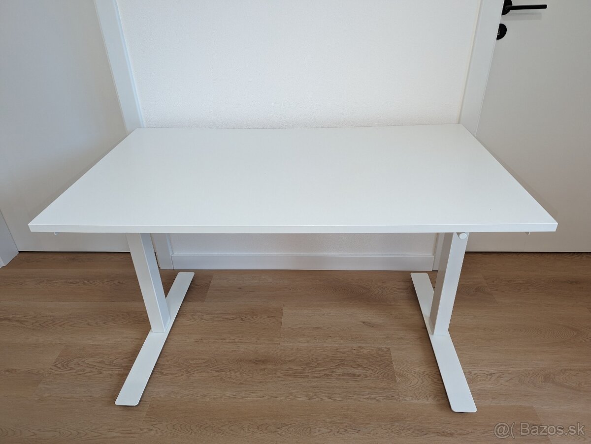 Výškovo nastaviteľný stôl 120x70cm IKEA