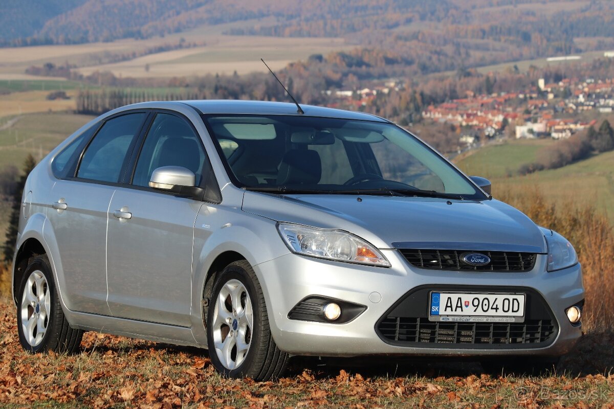 FORD FOCUS 1,6i BENZÍN 74KW/101PS 2012 FINAL EDITION