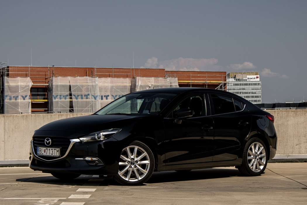 Mazda 3 2.0 Skyactiv G120 Revolution 2018