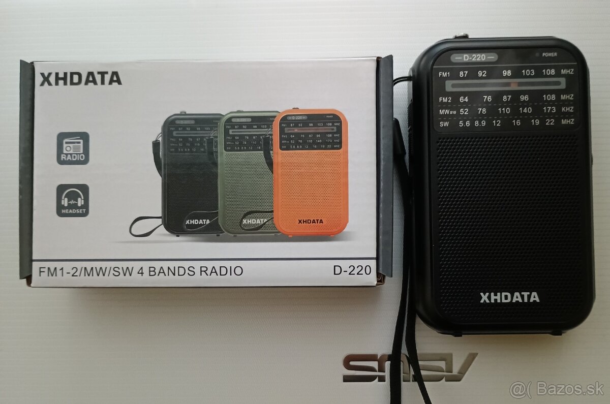 radio XHDATA D-220