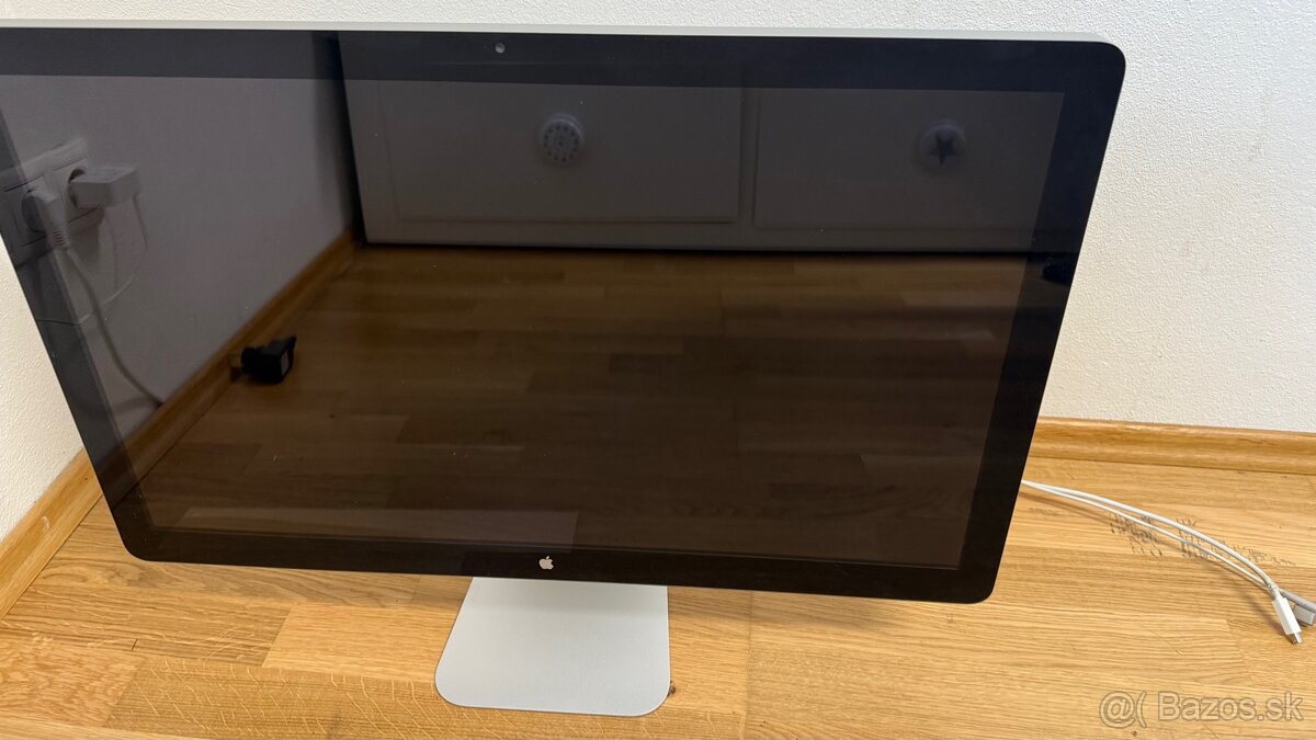 Predam monitor Apple Thunderbolt Display 27