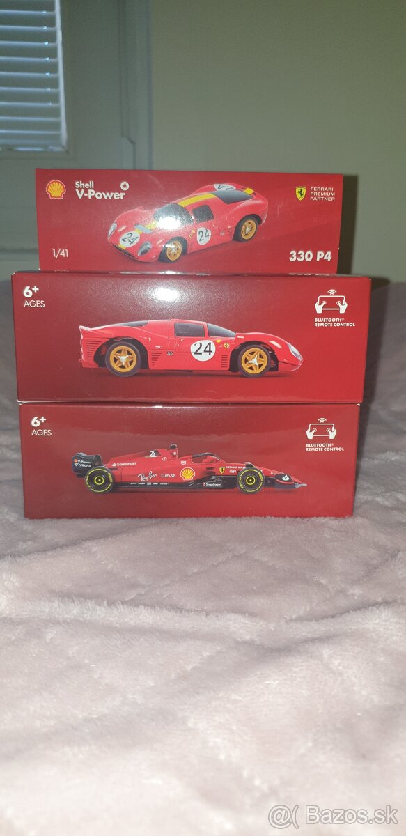 Shell autíčka Ferrari BT RC