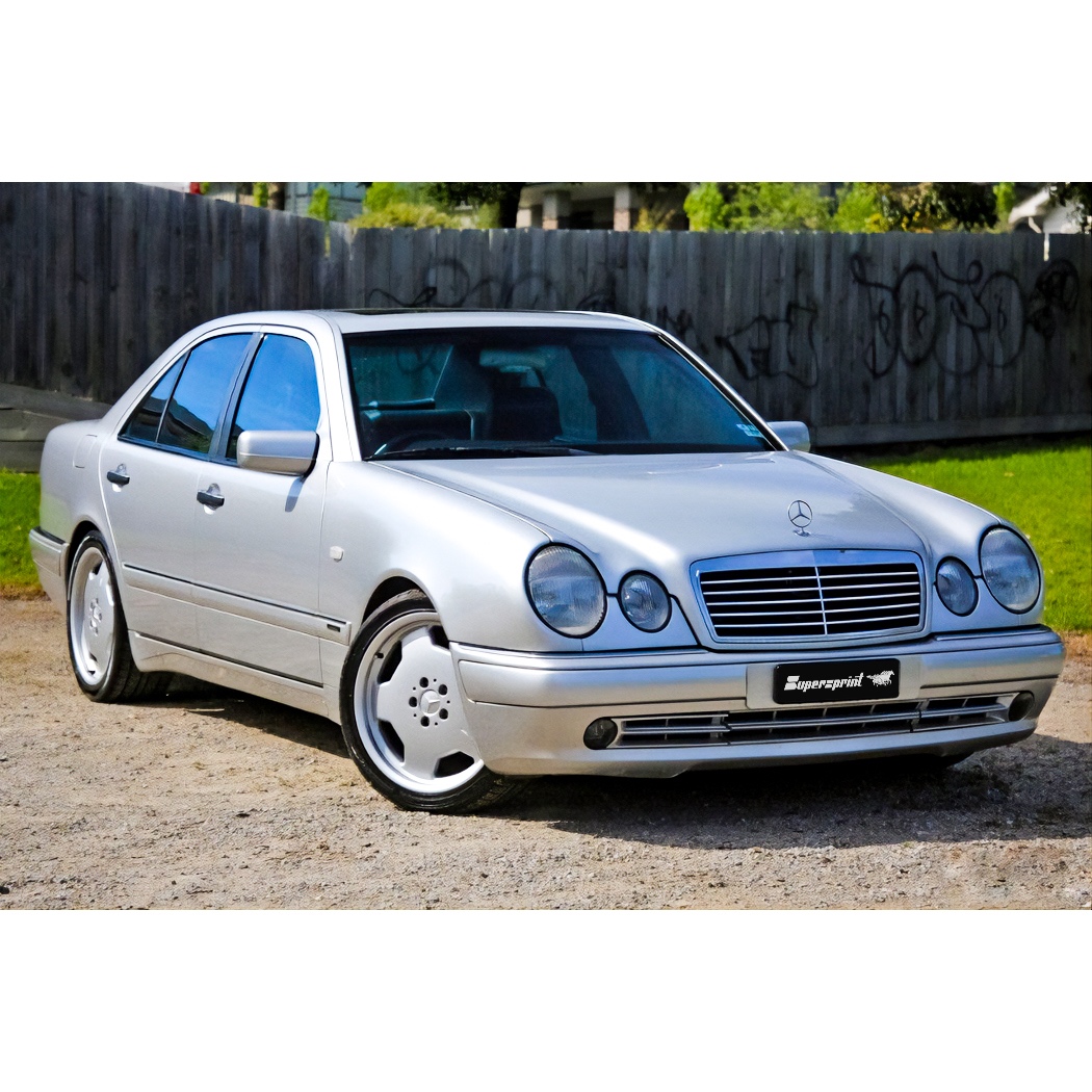 Rozpredam Mercedes E220cdi W210