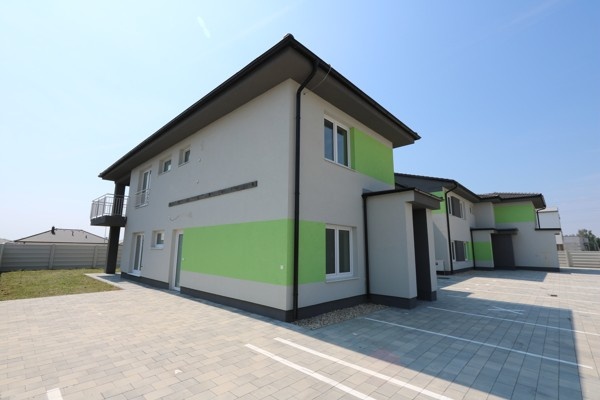 3 izbový byt 72,72 m2 s terasou, 2 parkovacími miestami