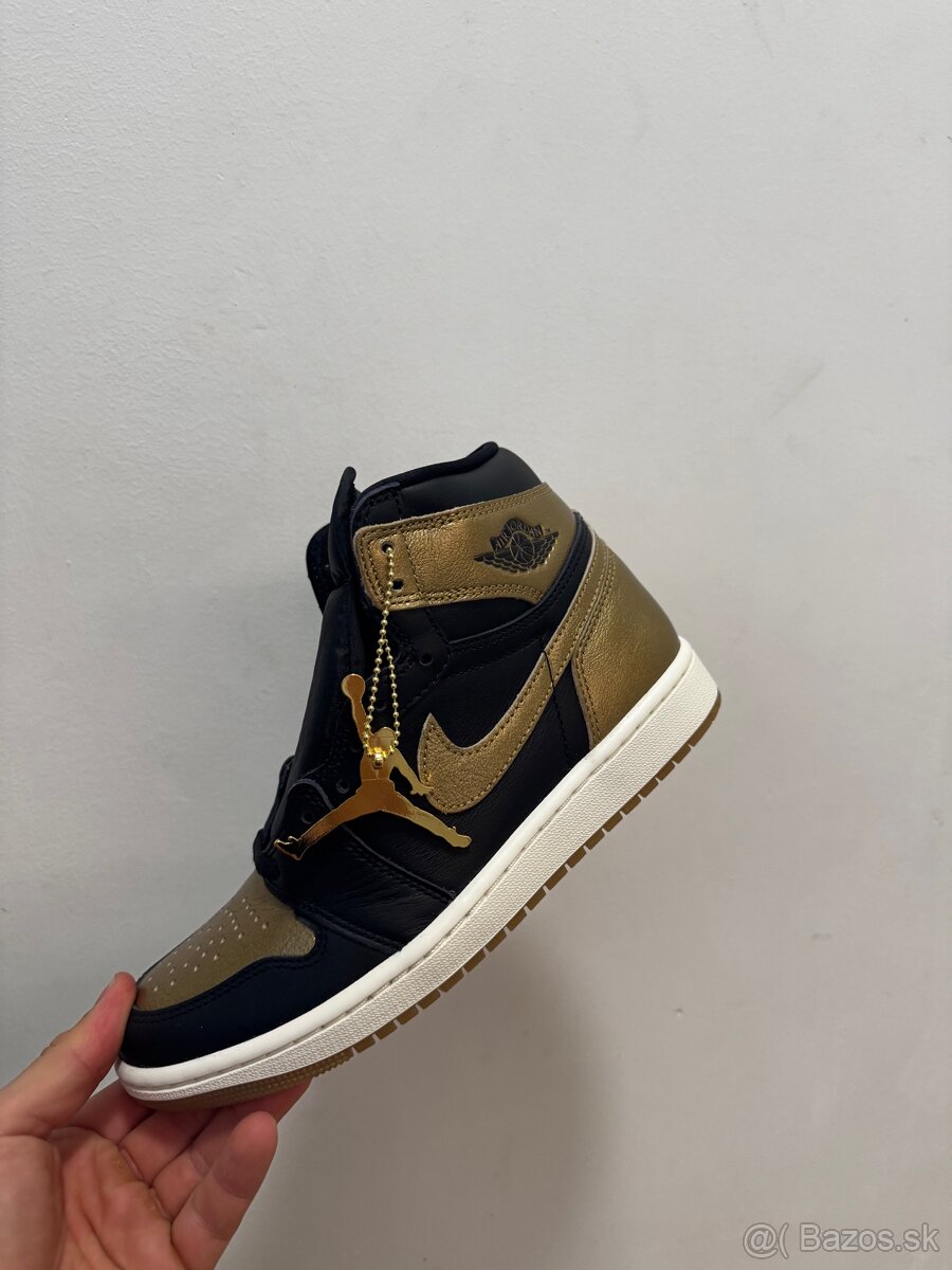 Air Jordan Retro High Gold metallic Gold 41