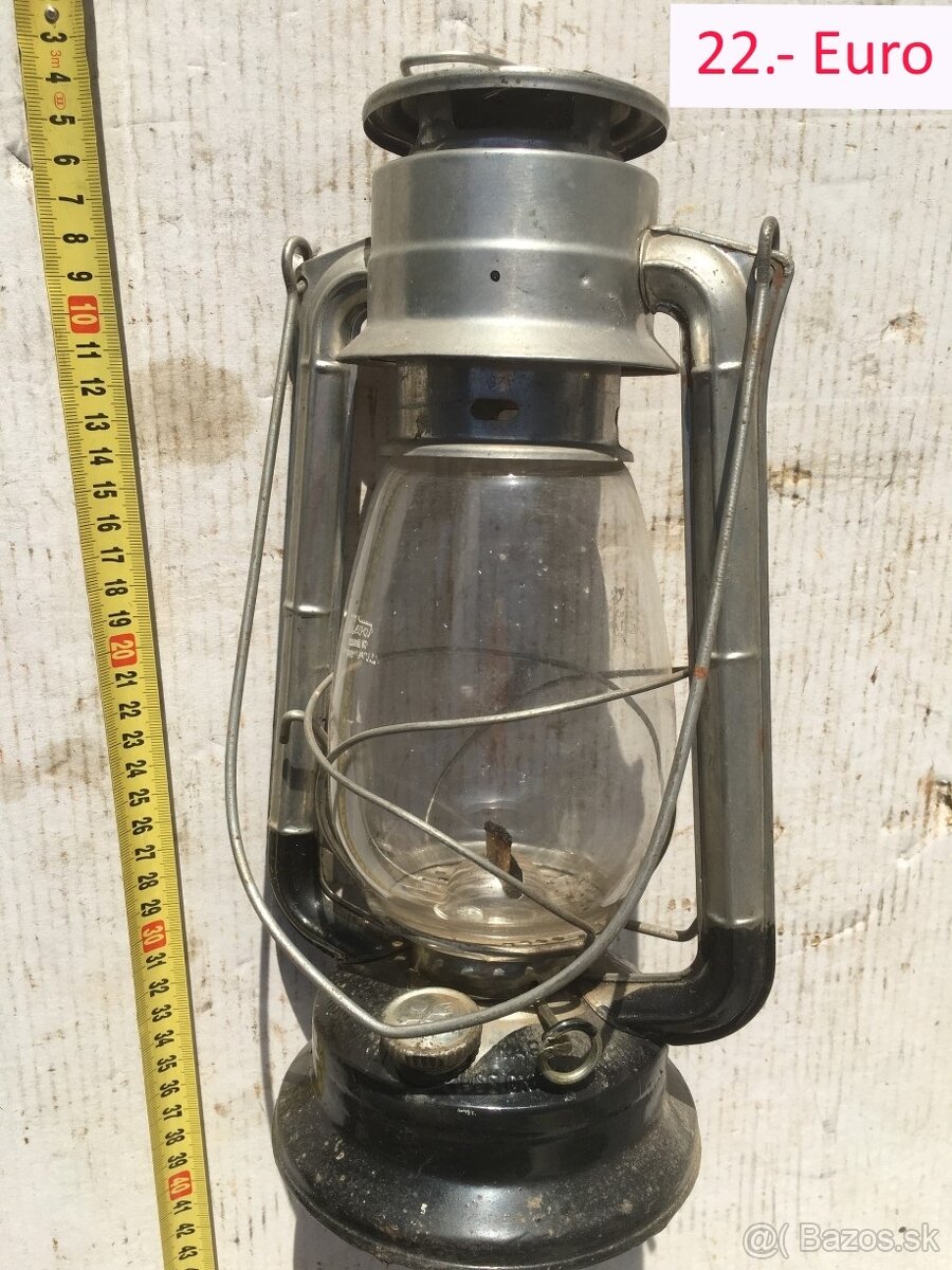 Petrolejová lampa