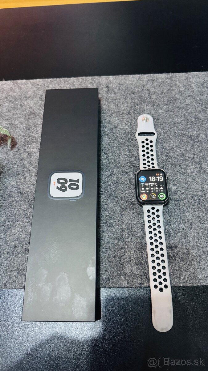 Apple watch 7 Nike Series