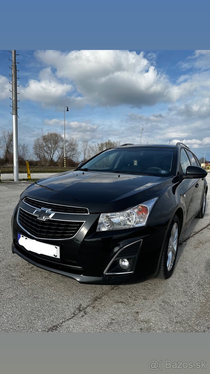 Predám Chevrolete Cruze 2013