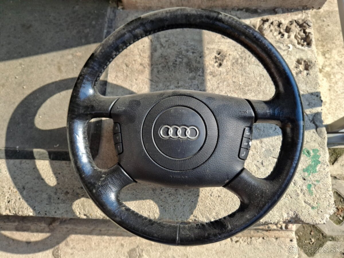 Audi A6 C5 vyhrievaný volant.