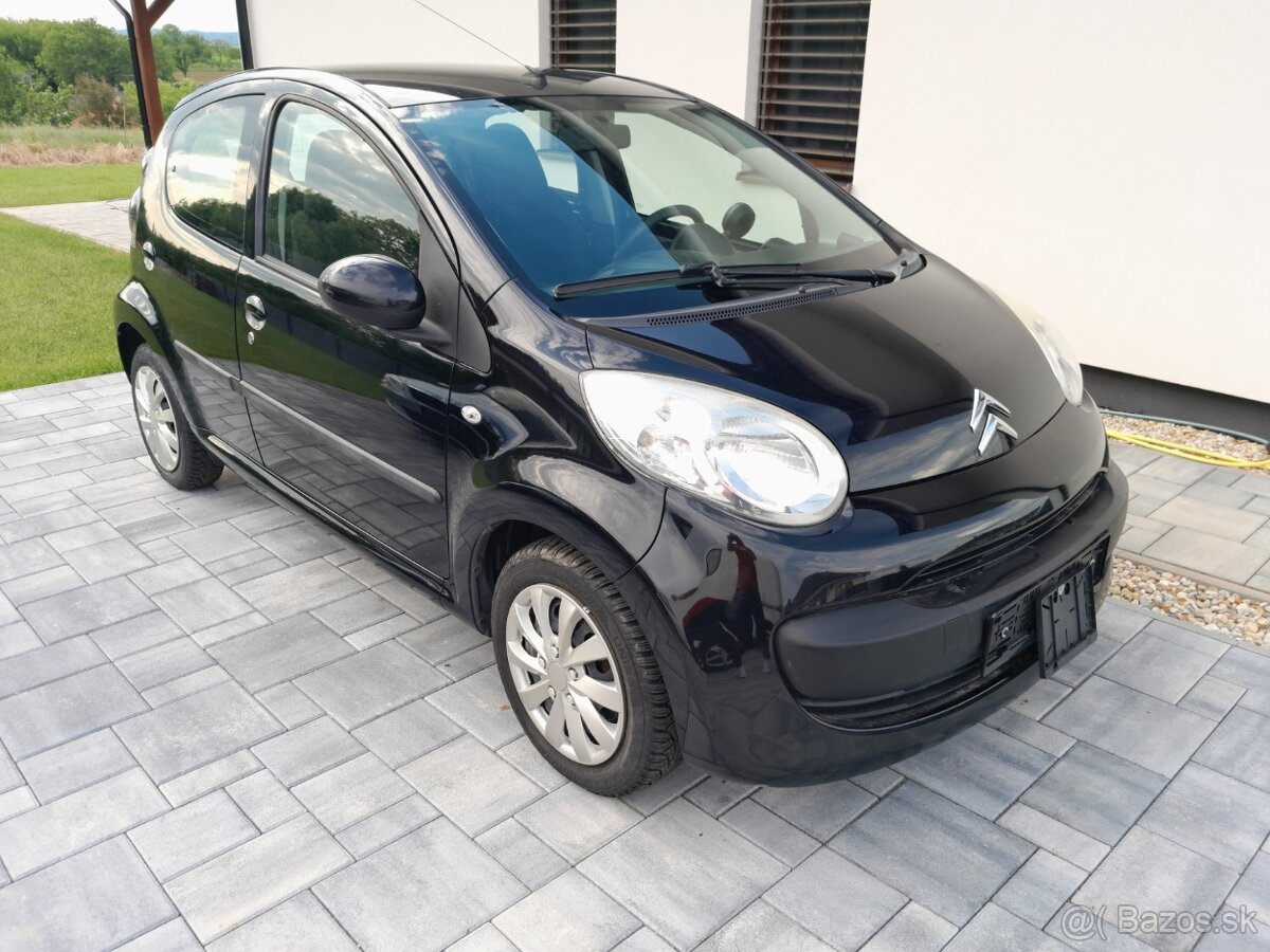 Citroen C1 automat r.v 2008 benzín 1.0 50kw 5 dverová klima