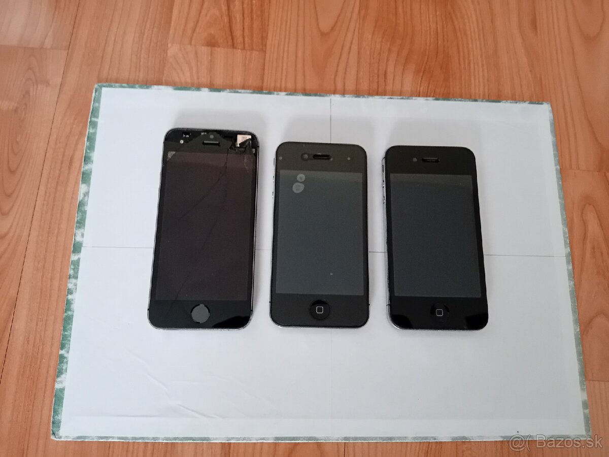 3x iPhone