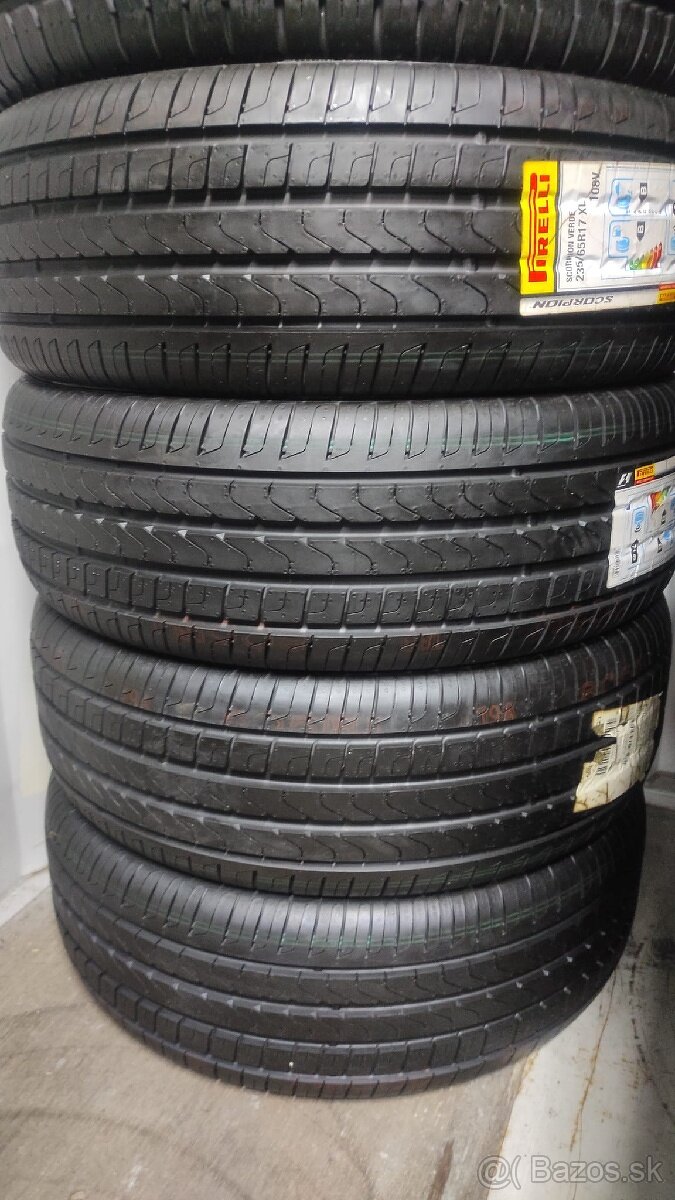 Pirelli 235/65r17 letné