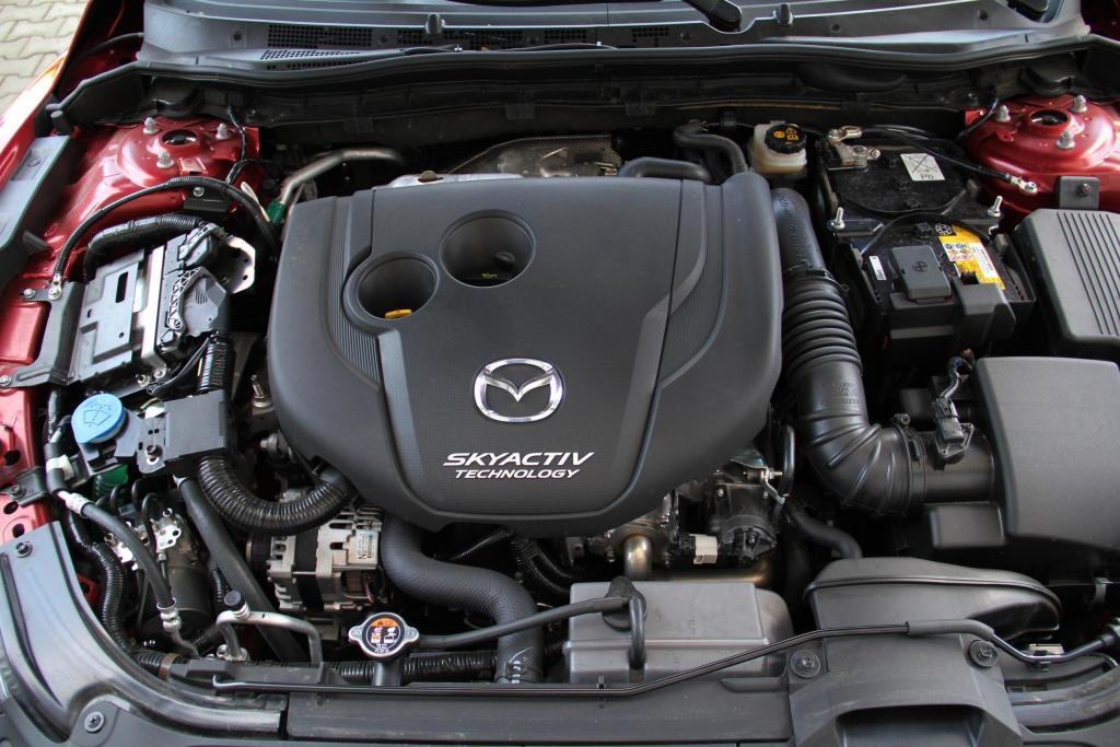 Rozpredam motor MAZDA 2,2 diesel