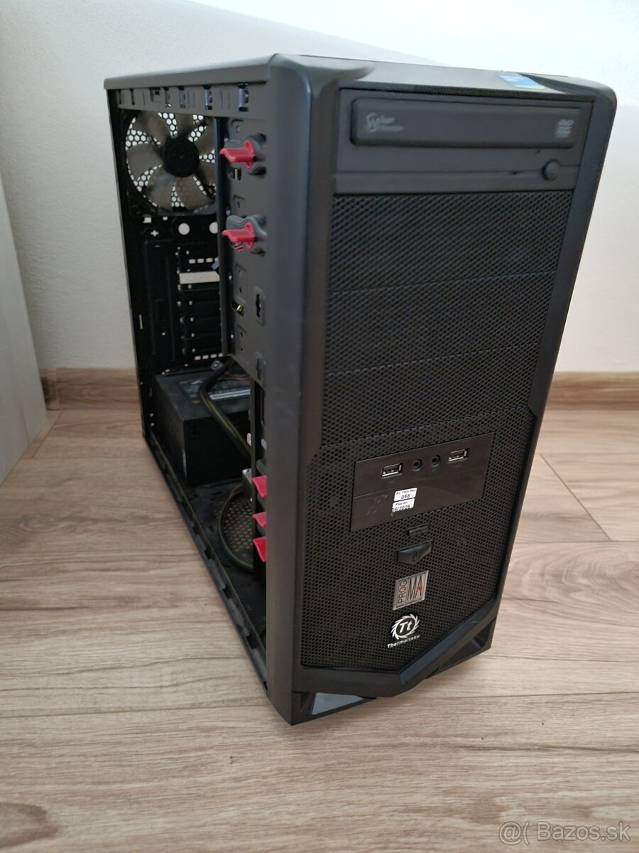 Stolné PC GIGABYTE