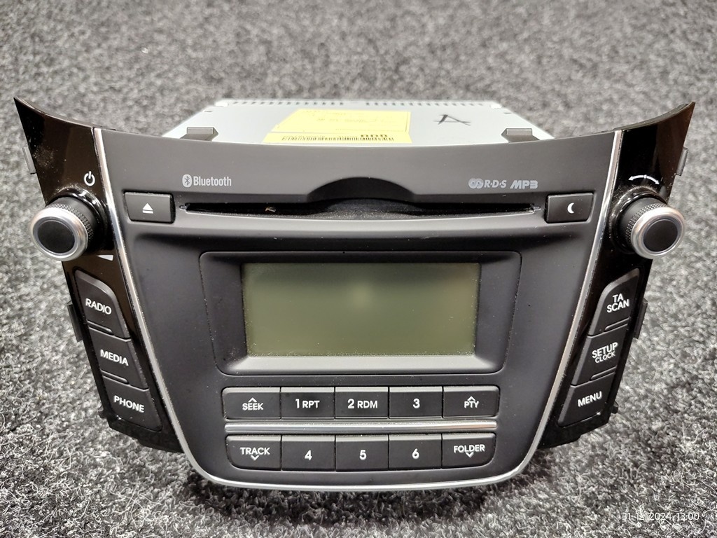 Rádio CD Bluetooth Hyundai i30 96170-A6210GU AC110A6EE HMC