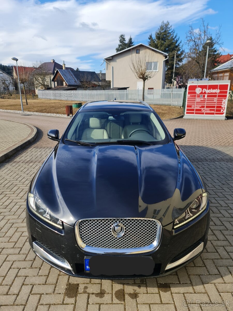 Jaguar XF 3.0D V6 Sportbrake 202KW RV 2012