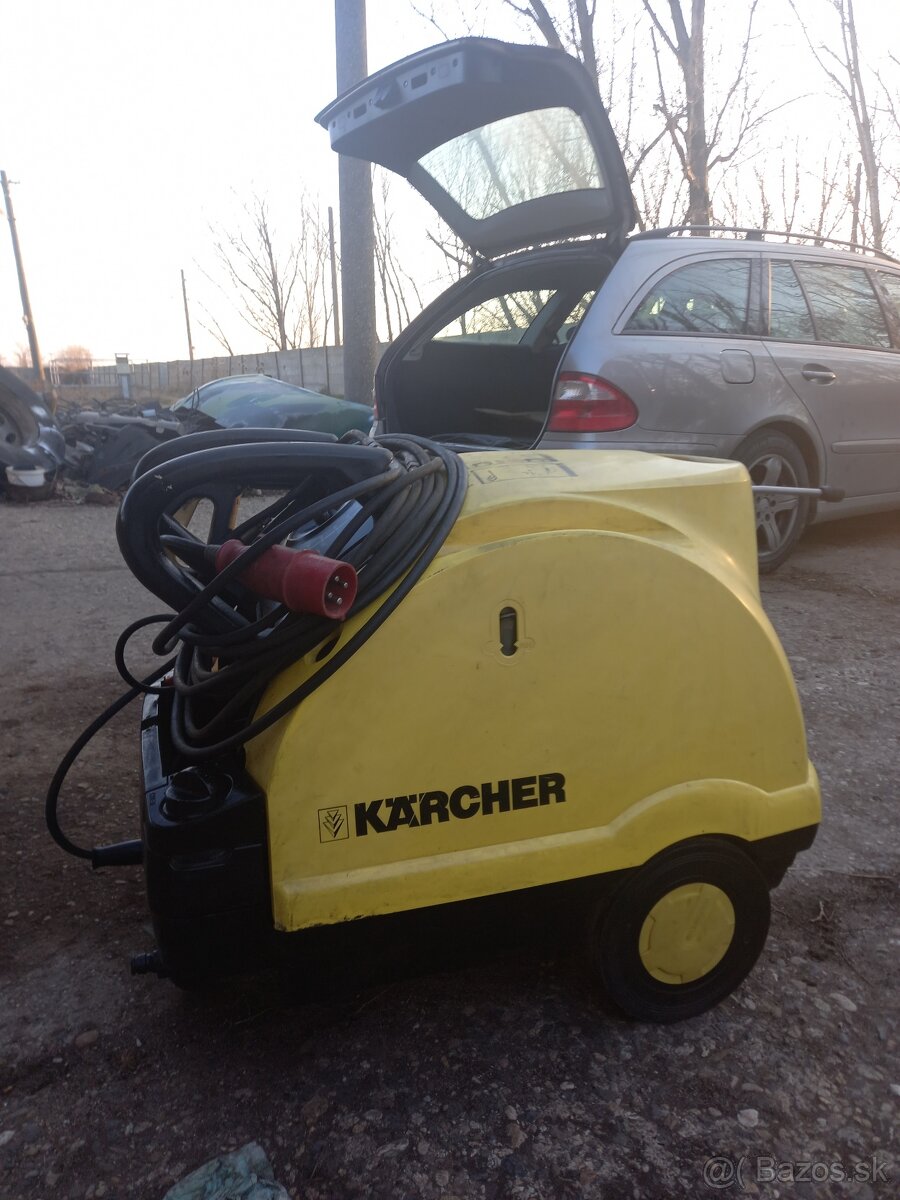 KÄRCHER  HDS 698C