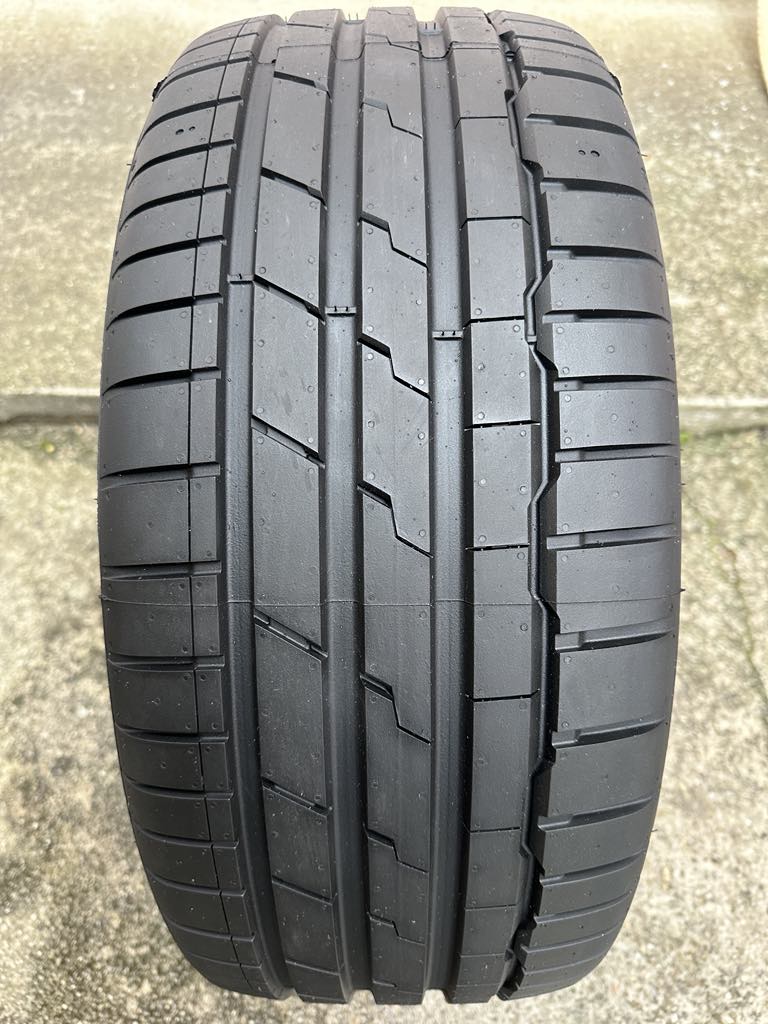 LETNE HANKOOK VENTUS S1 EVO3 245/40 R20 99Y