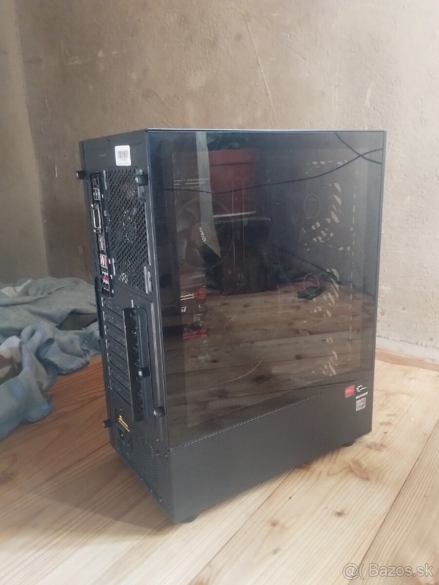 Predám pc na hranie alebo prácu.