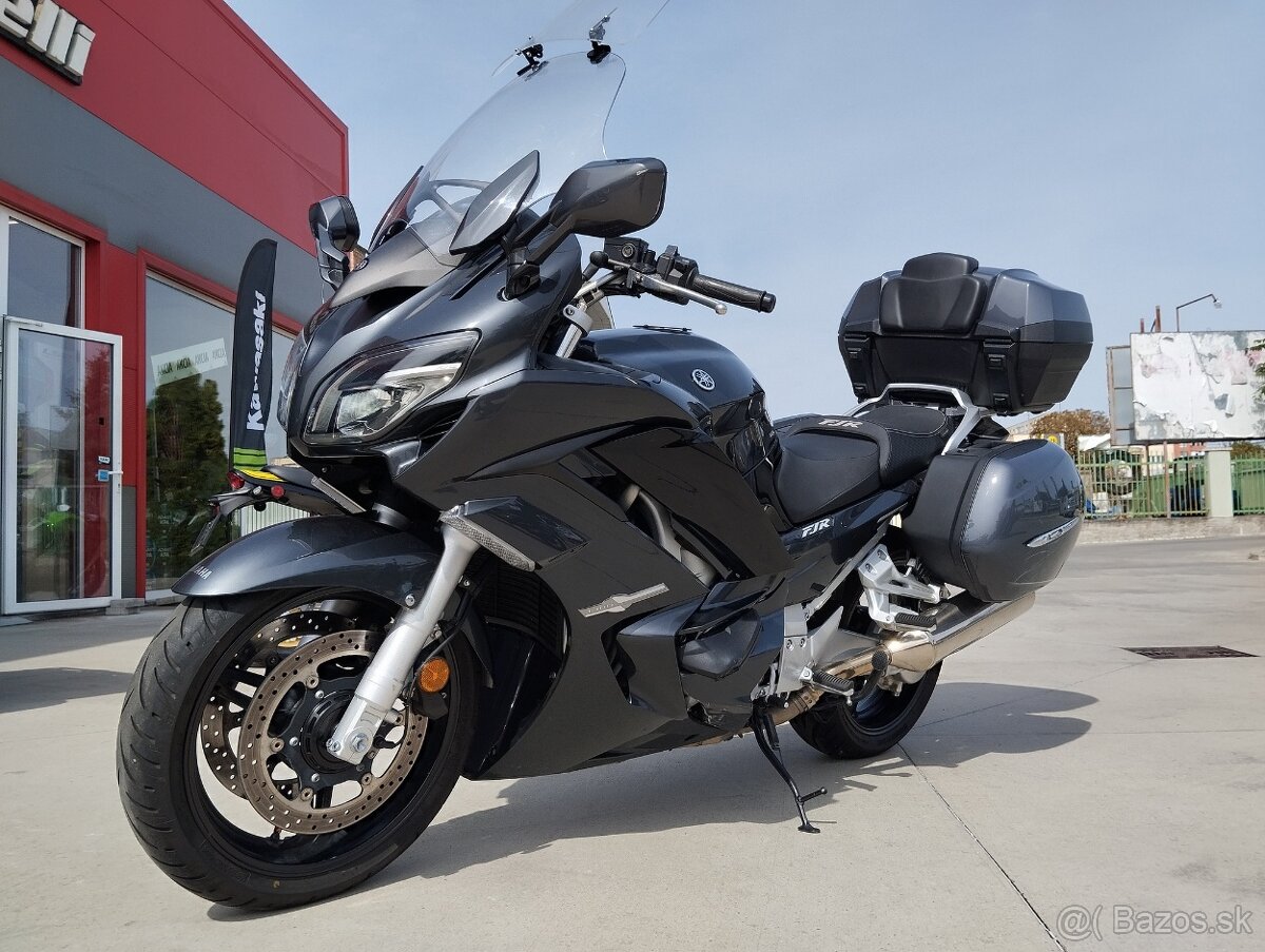 YAMAHA FJR 1300