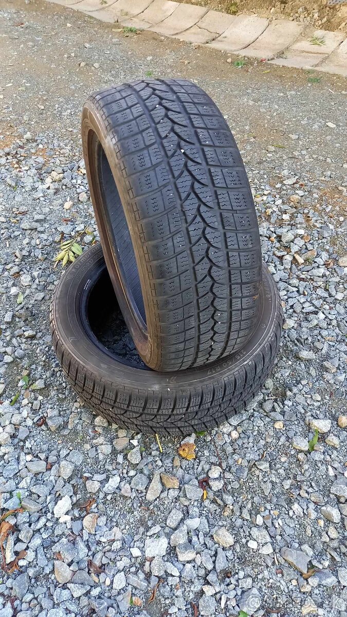 215/50R17. 95V Kormoran zimné