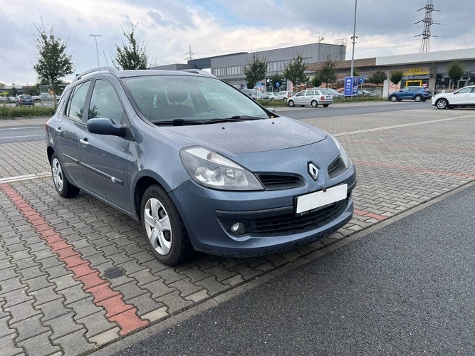 Renault Clio 1.5 DCi klima 1 maj. v ČR