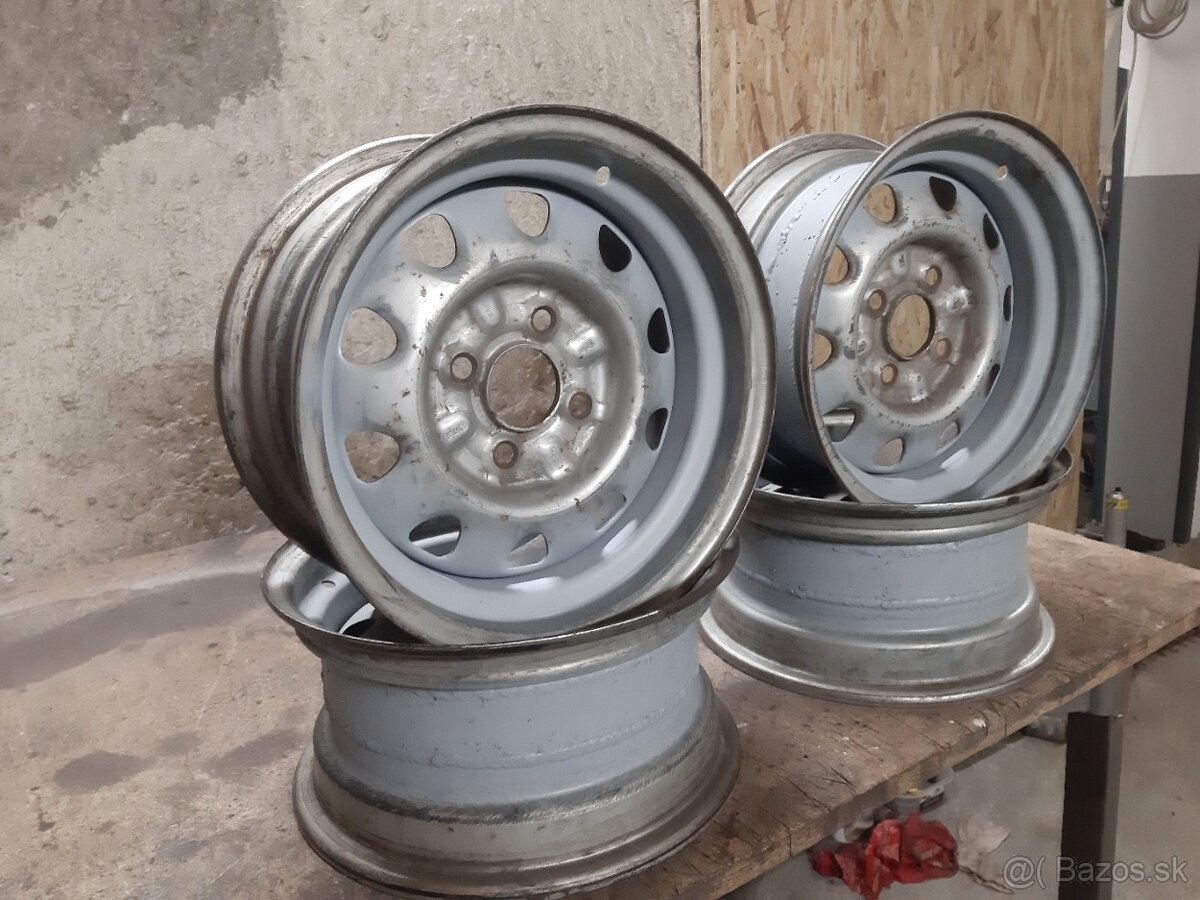 Prevarky 4x100 R13