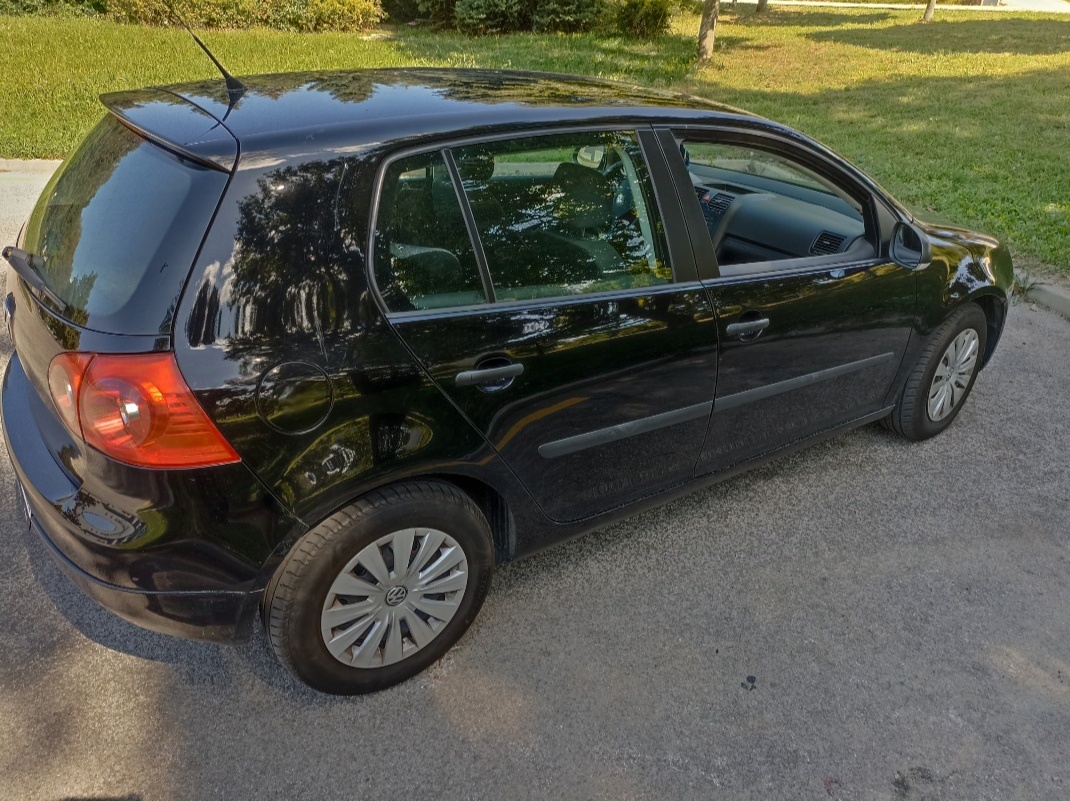 Golf 5 1.6 benzin