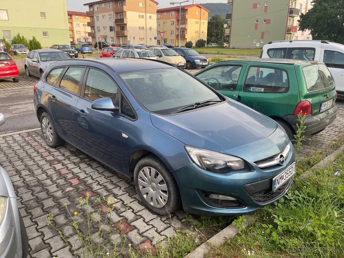 Opel astra J 1,6 81kw diezel 11/2015