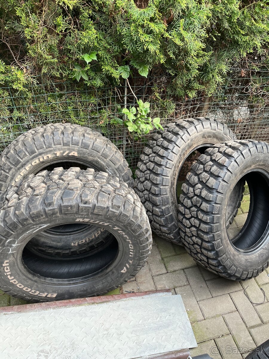 245/70 R17