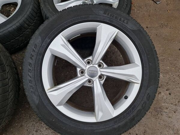 zimní Alu kola originál Audi Q5 SQ5 80A601025 r19"